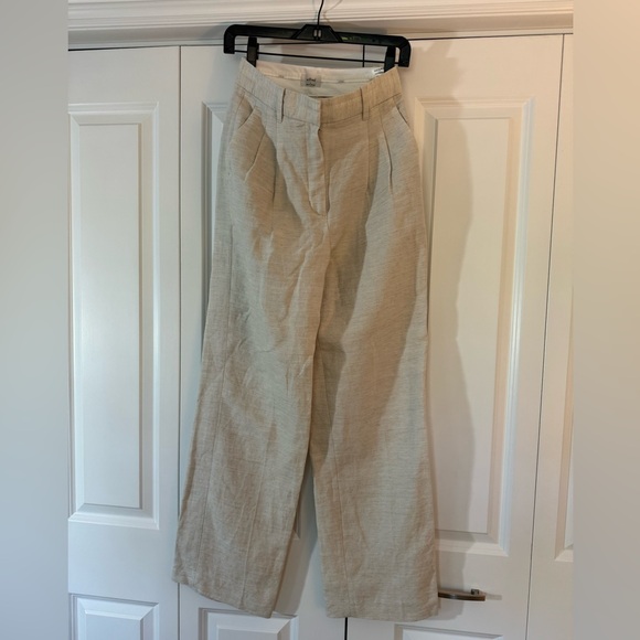 Aritzia The Effortless Pant Linen - Picture 1 of 4